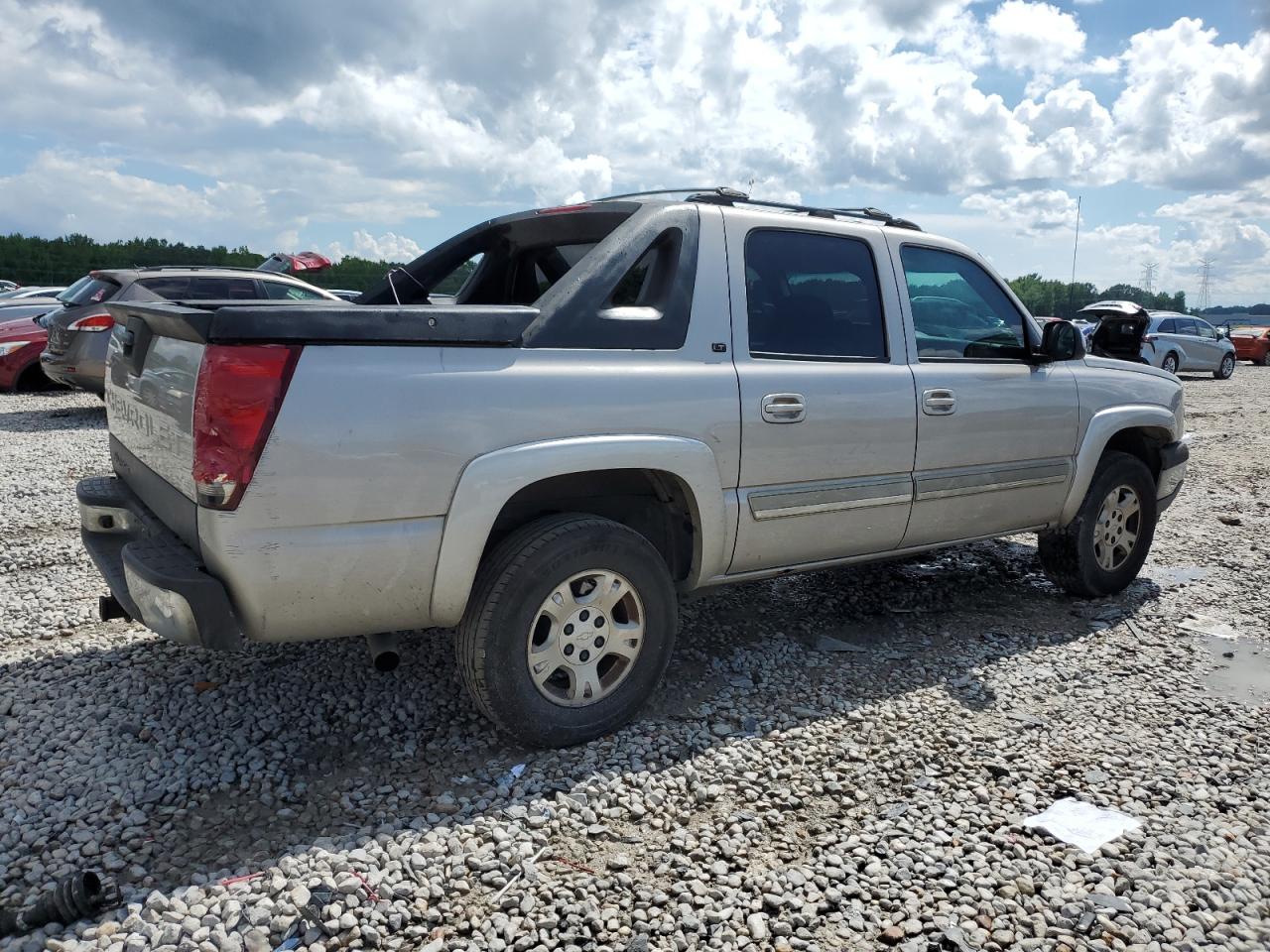 Lot #2736238769 2005 CHEVROLET AVALANCHE