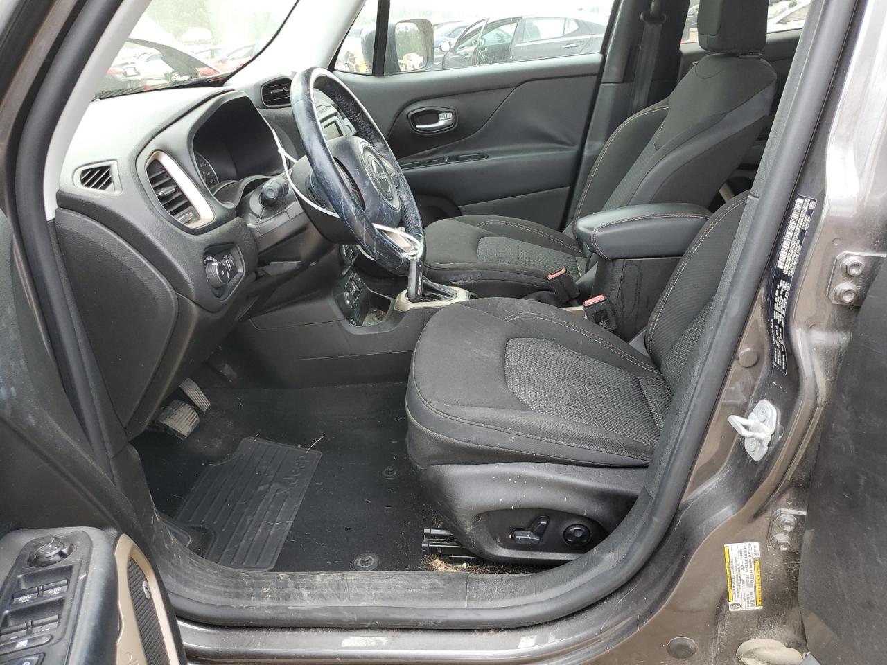 ZACCJBBT9GPD62720 2016 Jeep Renegade Latitude