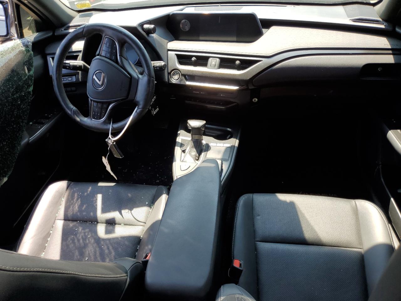 JTHY3JBHXK2004856 2019 Lexus Ux 200