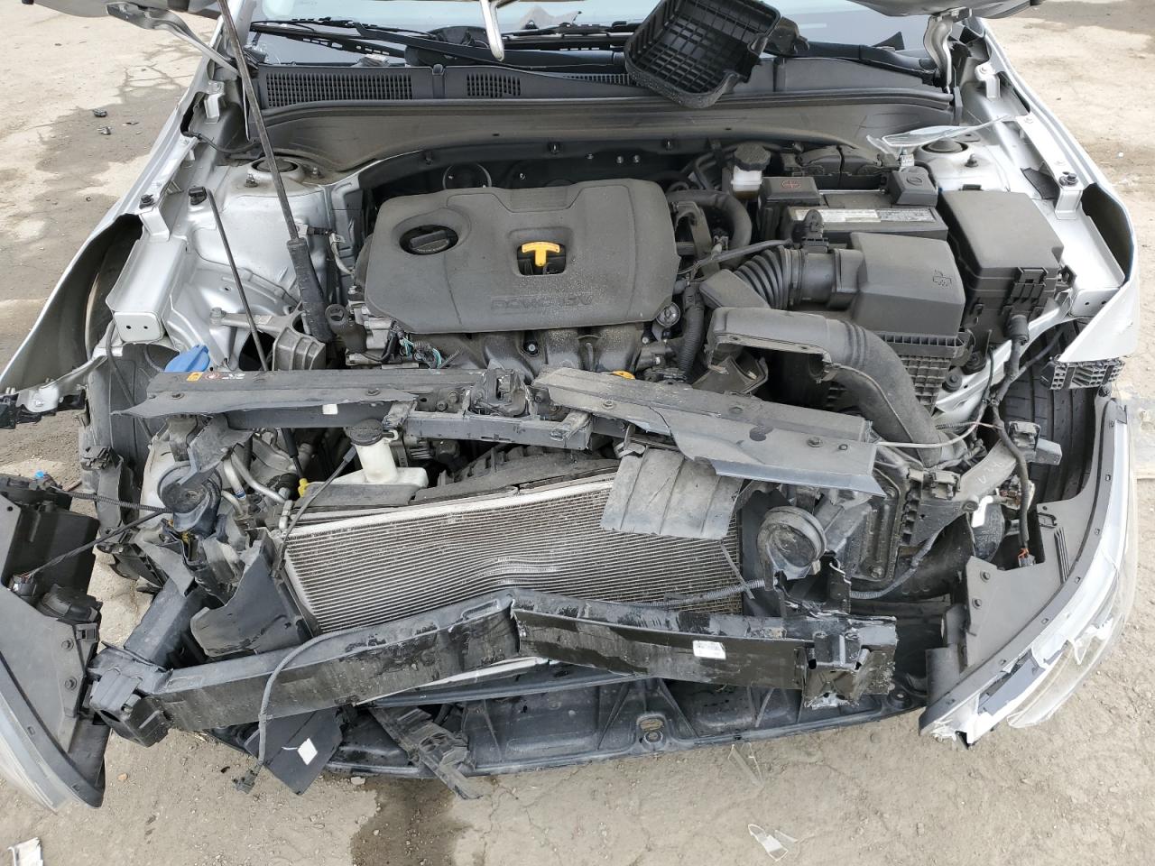 3KPF24AD3KE027877 2019 Kia Forte Fe