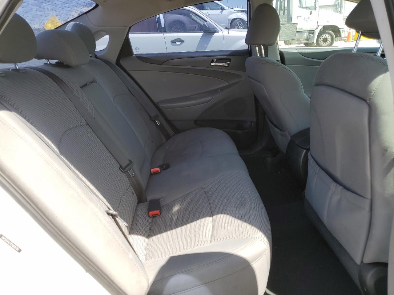 5NPEB4AC7EH826760 2014 Hyundai Sonata Gls