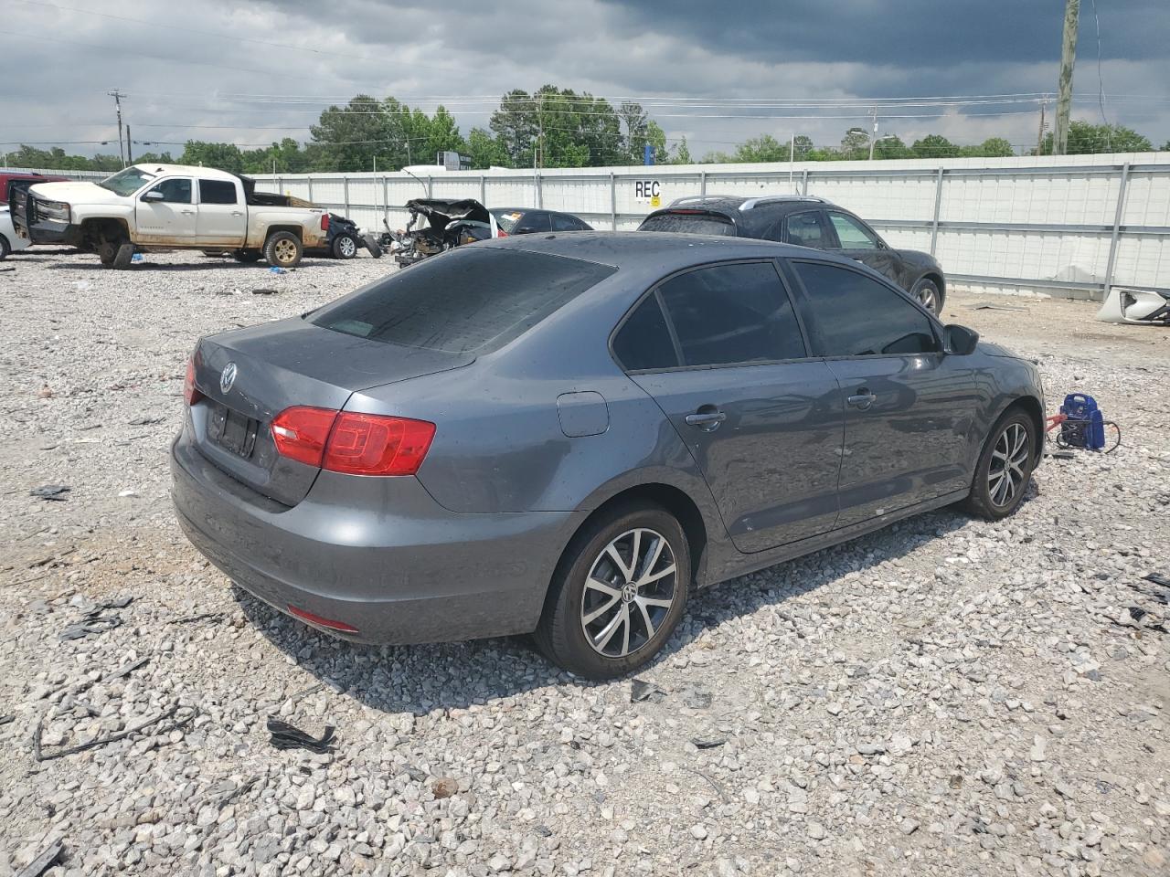 3VW2K7AJ4BM399401 2011 Volkswagen Jetta Base