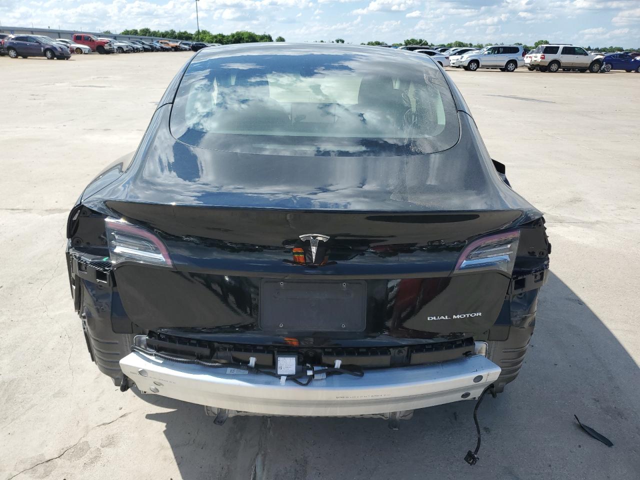 5YJ3E1EB5NF239955 2022 Tesla Model 3