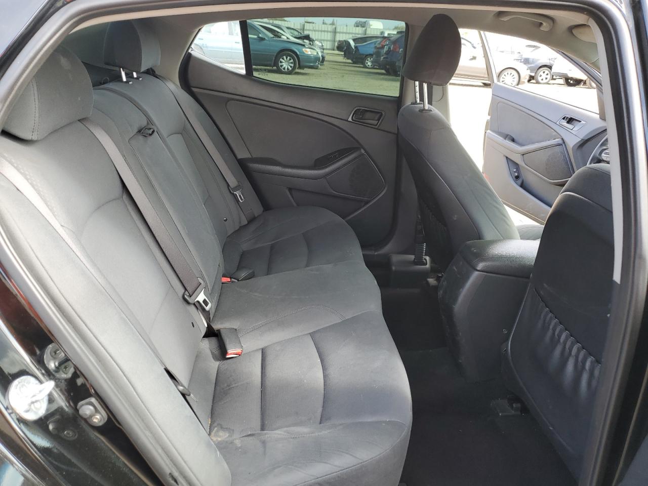 KNAGM4A77F5664438 2015 Kia Optima Lx