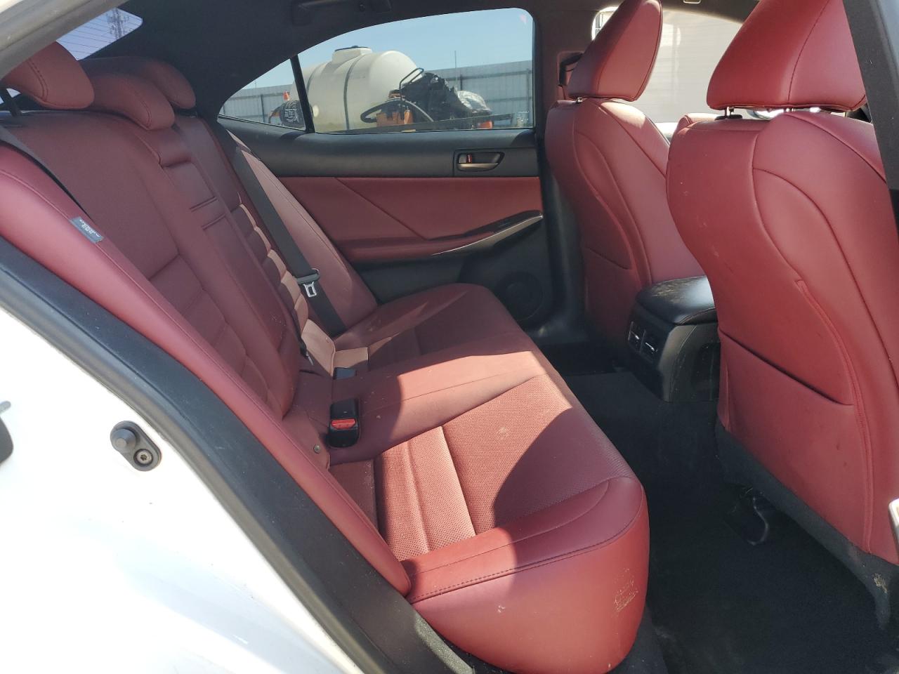 JTHBA1D20K5095994 2019 Lexus Is 300