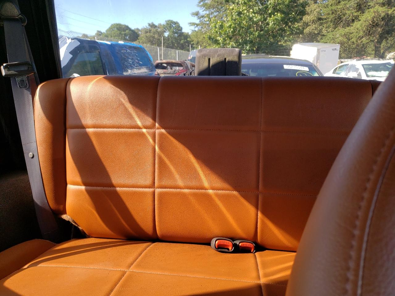 1J4FA39S72P770536 2002 Jeep Wrangler / Tj X