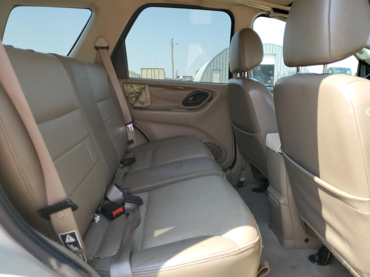 1FMCU04103KB81335 2003 Ford Escape Limited