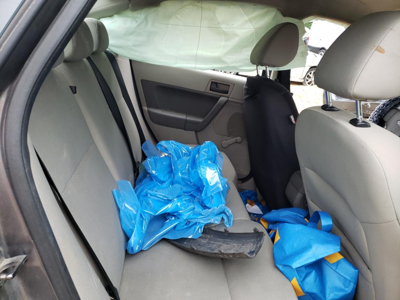 1FAHP3EN4AW153859 2010 Ford Focus S