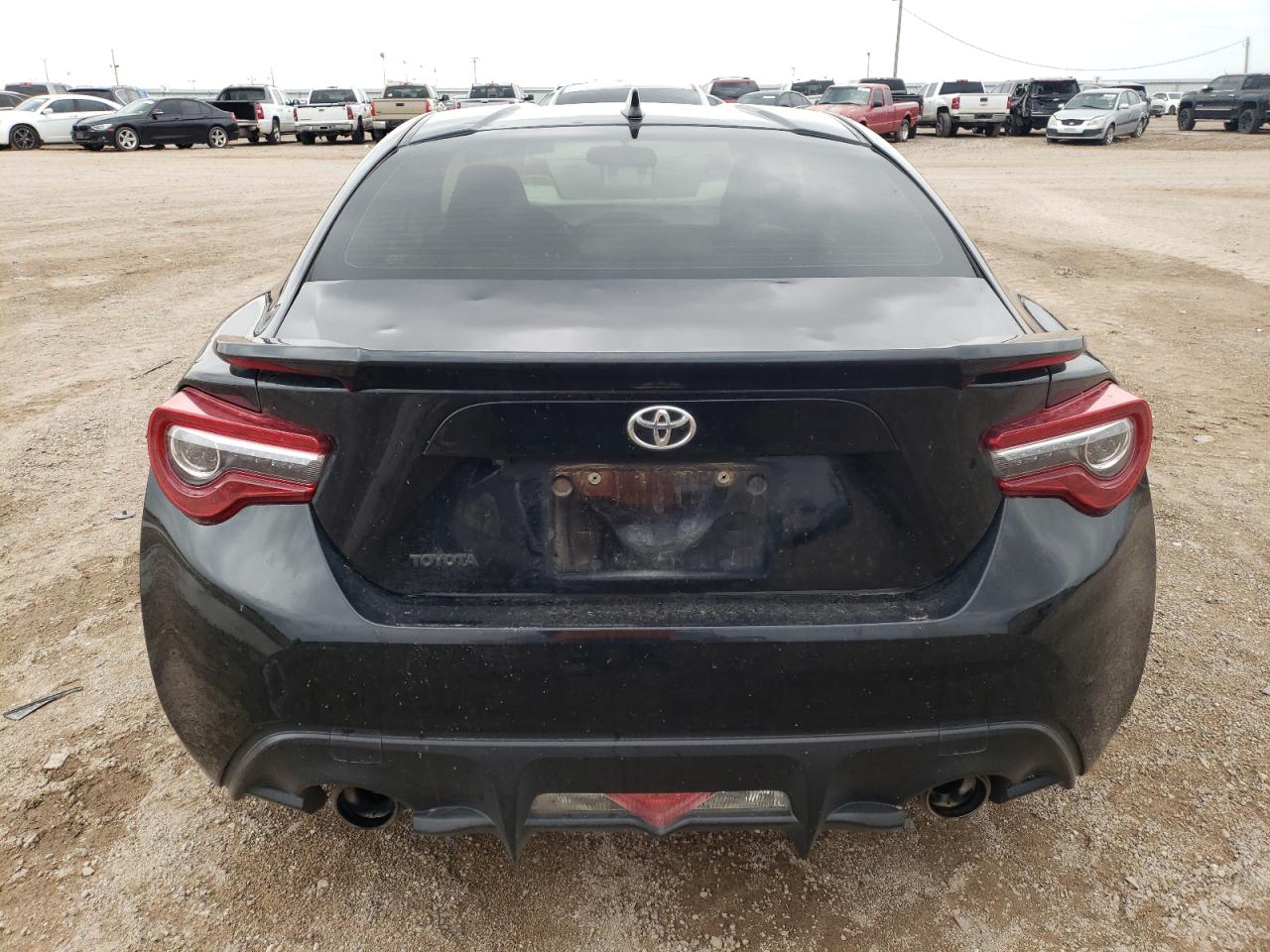 JF1ZNAA15H8705370 2017 Toyota 86 Base