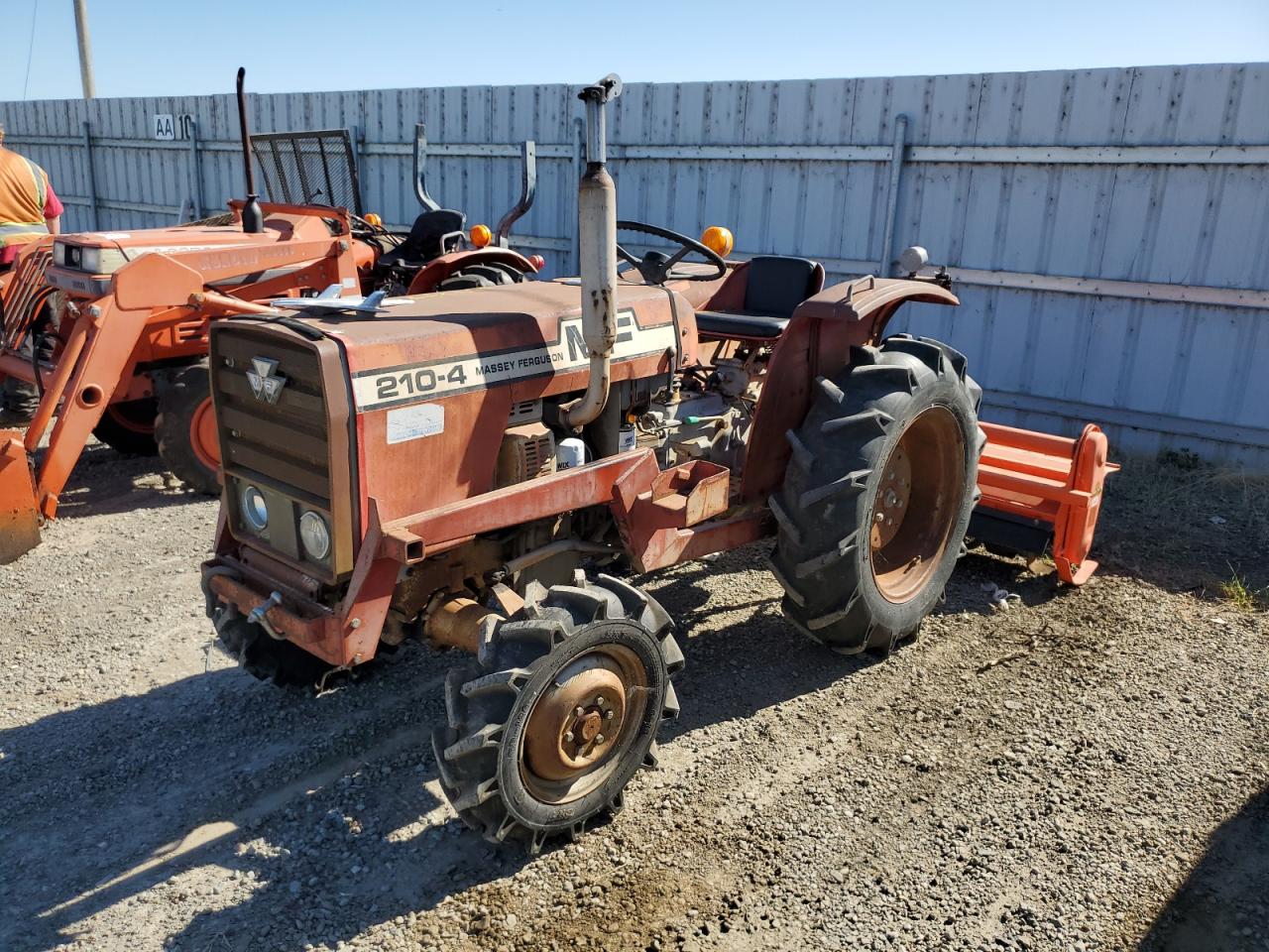 F126M01563 1985 Maserati Tractor