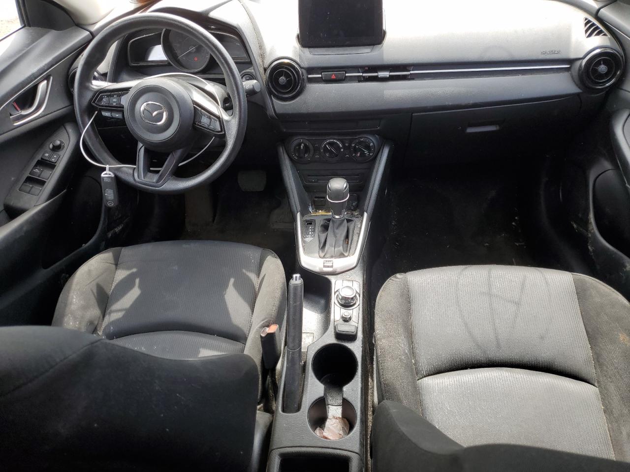 JM1DKDB71J0300306 2018 Mazda Cx-3 Sport