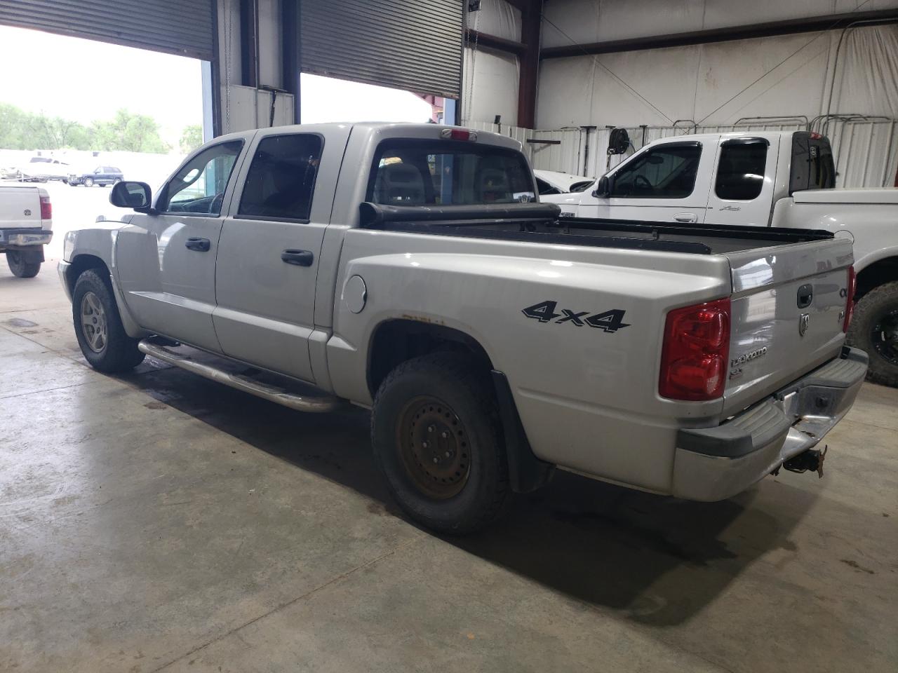 Lot #2540698054 2006 DODGE DAKOTA QUA