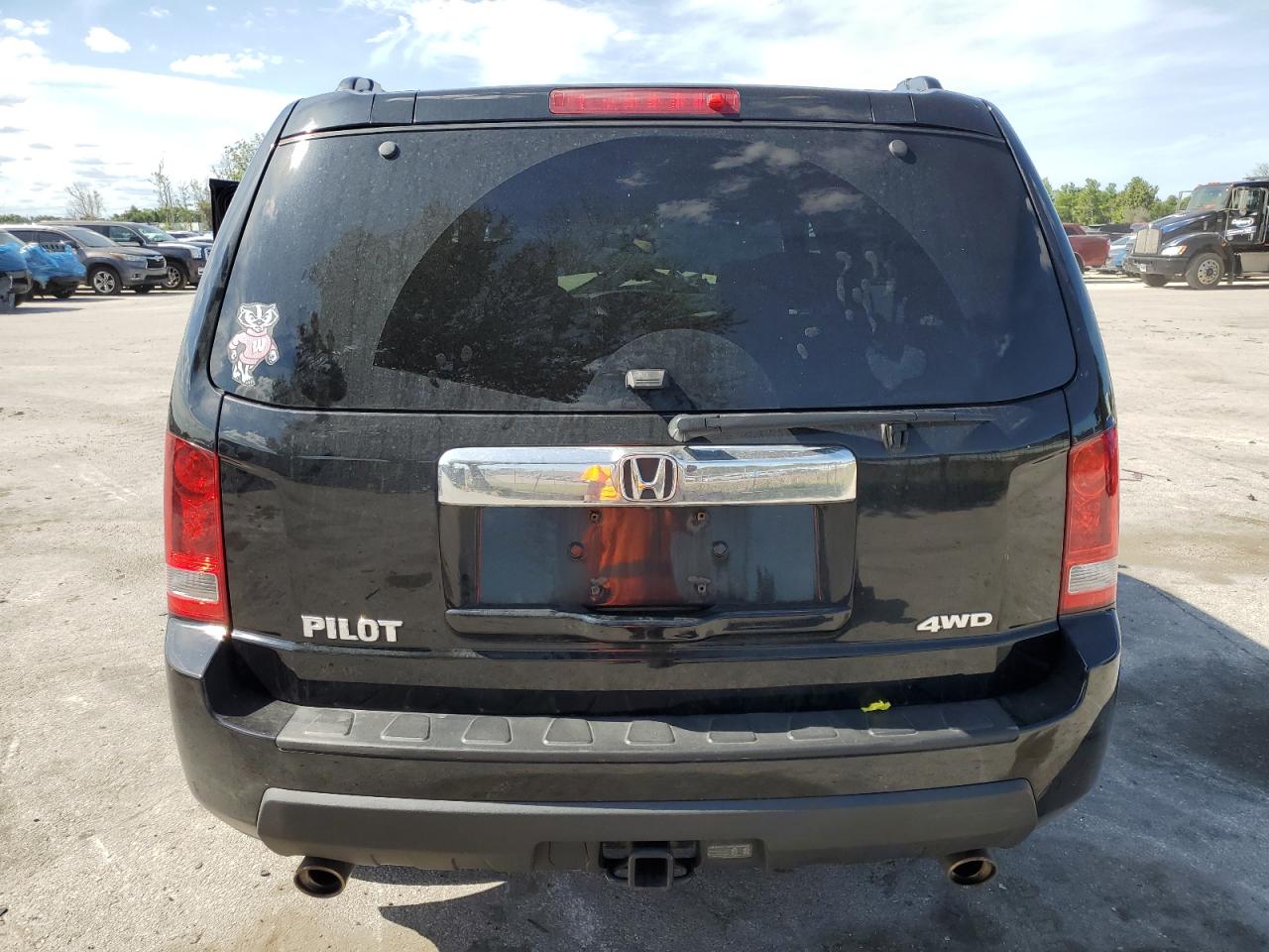 5FNYF4H59BB043104 2011 Honda Pilot Exl