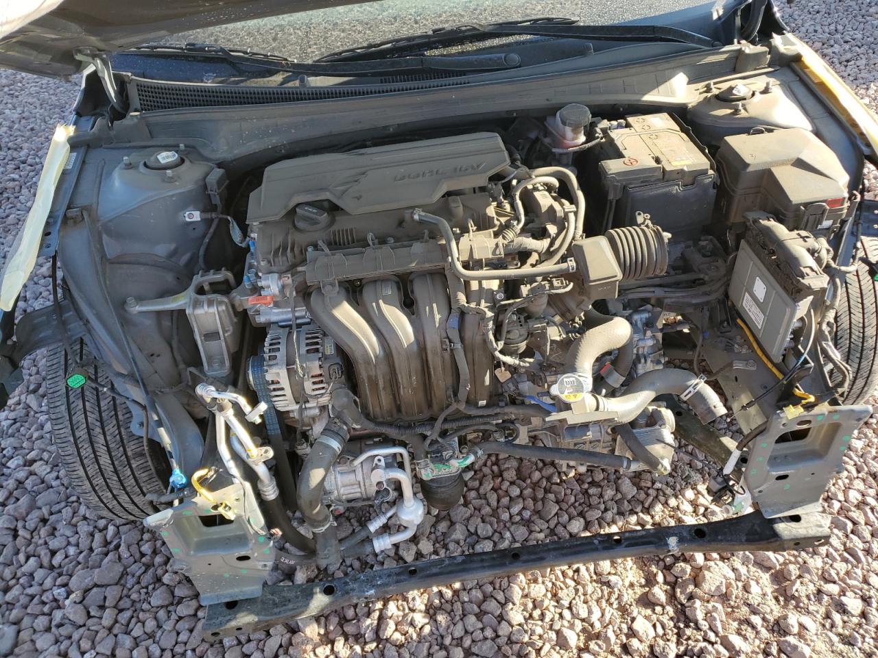 KMHLM4AG1NU323201 2022 Hyundai Elantra Sel