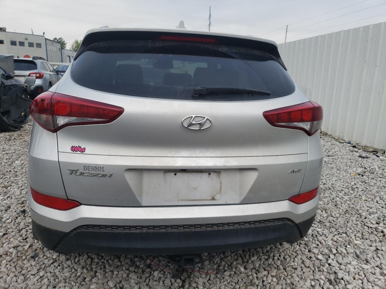 KM8J3CA42JU767885 2018 Hyundai Tucson Sel