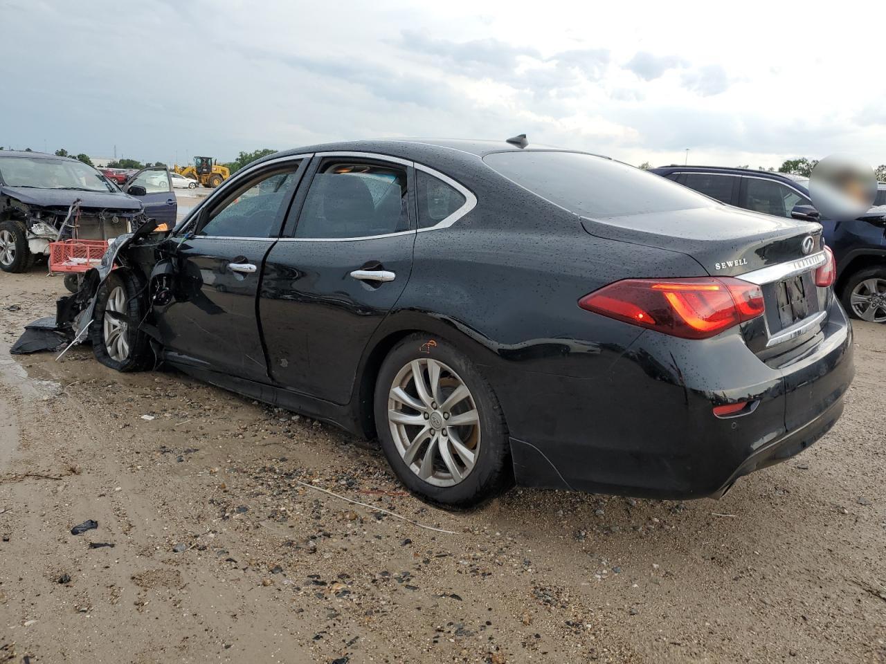 2019 Infiniti Q70 3.7 Luxe vin: JN1BY1AP5KM505873