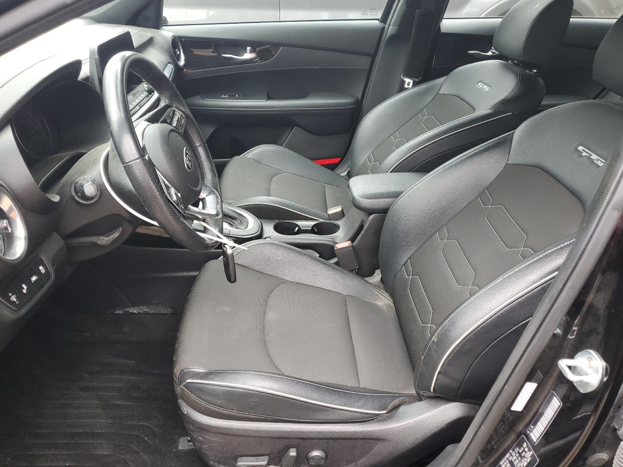 3KPF34AD6ME384986 2021 Kia Forte Gt Line