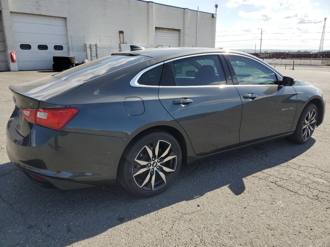 1G1ZD5ST8JF202317 2018 Chevrolet Malibu Lt