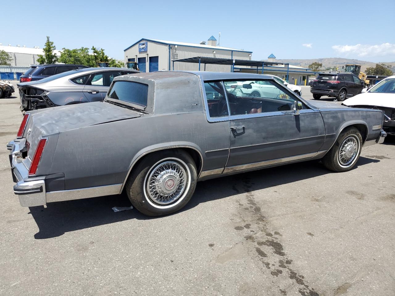 1G6AL5786EE604332 1984 Cadillac Eldorado