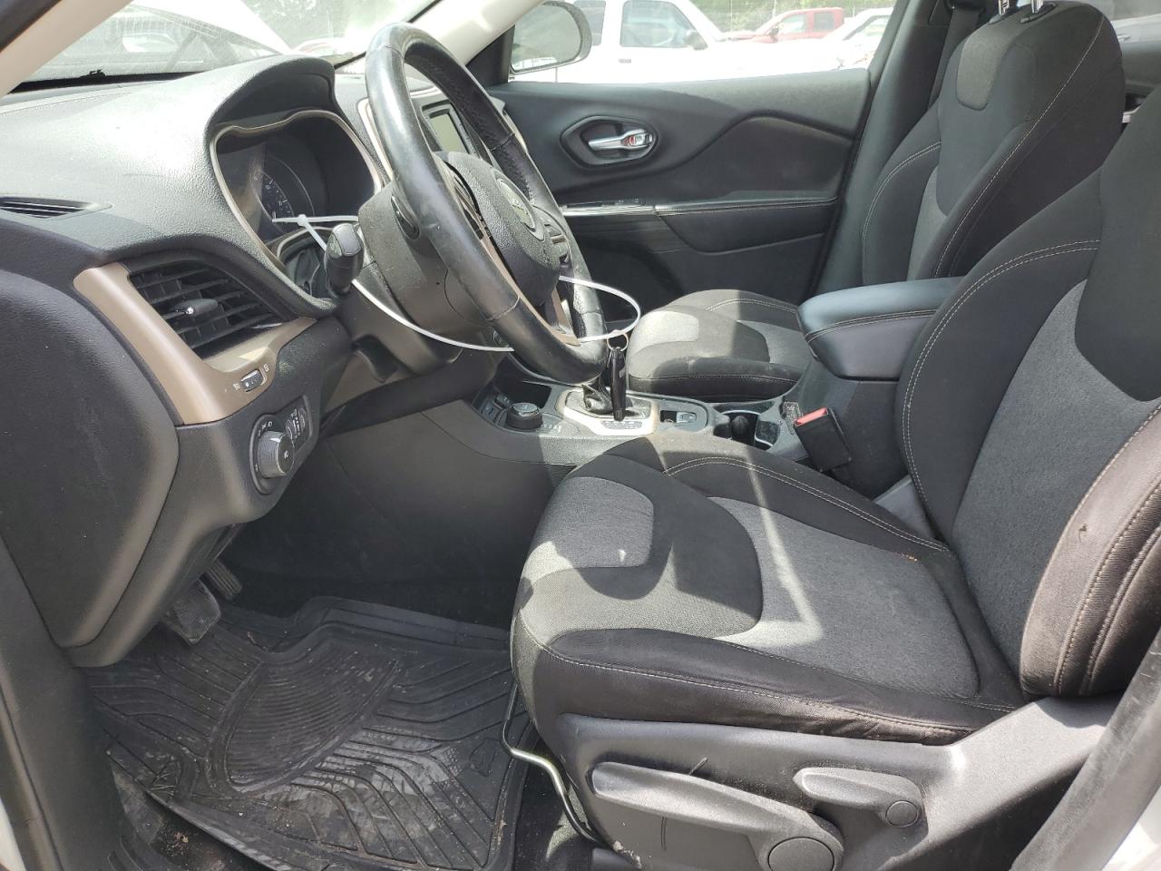 1C4PJMCS0EW212188 2014 Jeep Cherokee Latitude