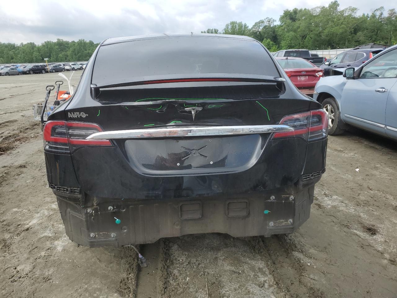 5YJXCDE28HF053761 2017 Tesla Model X