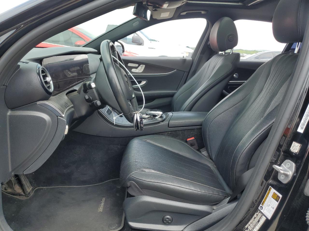 WDDZF4JB7JA333889 2018 Mercedes-Benz E 300