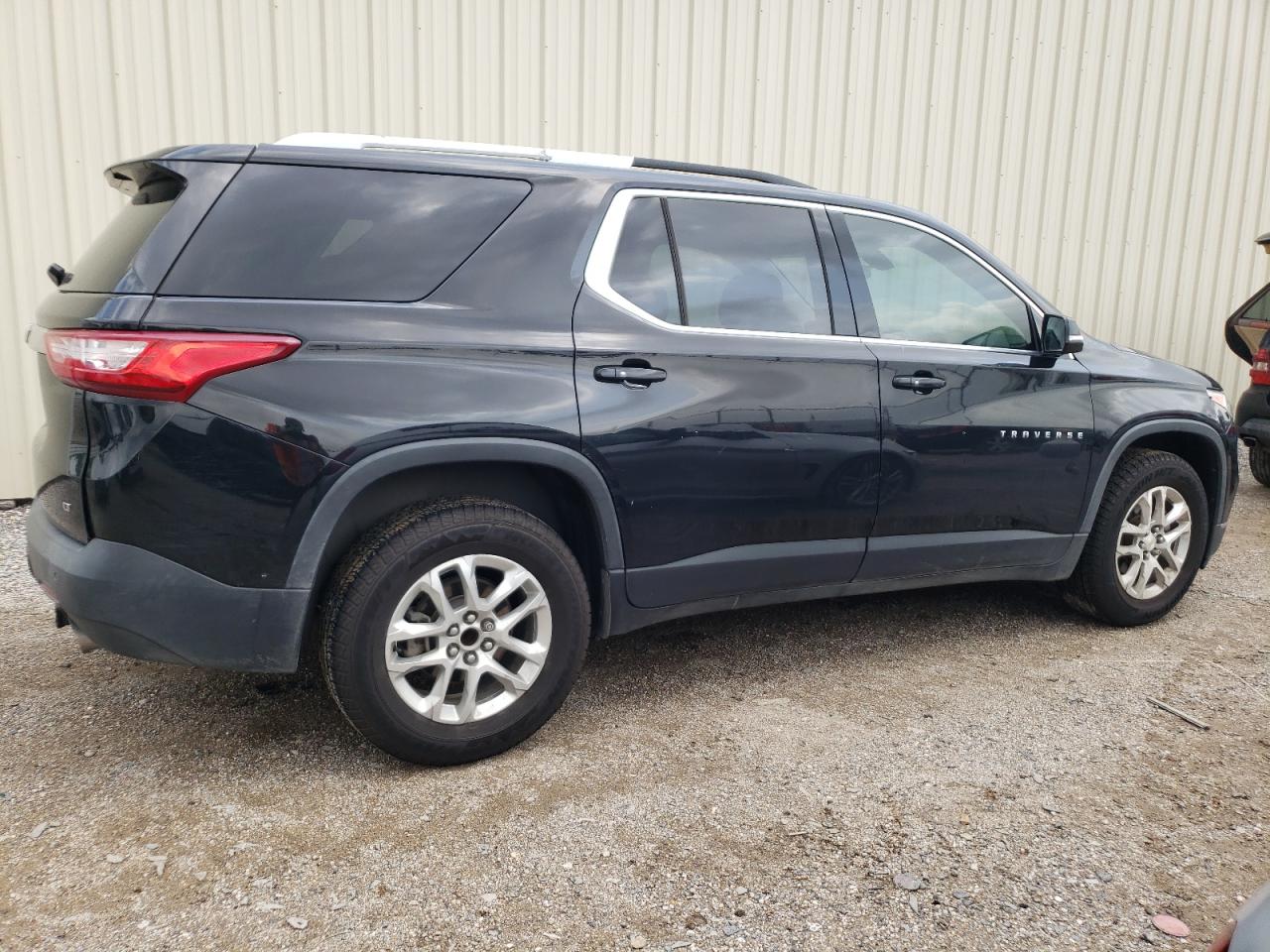 1GNERGKW9JJ120467 2018 Chevrolet Traverse Lt