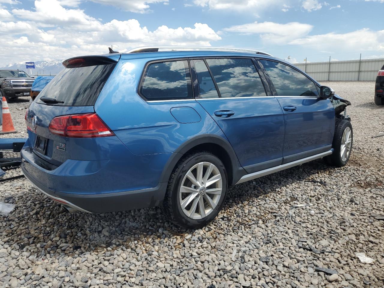 2017 Volkswagen Golf Alltrack S vin: 3VWH17AU1HM509952