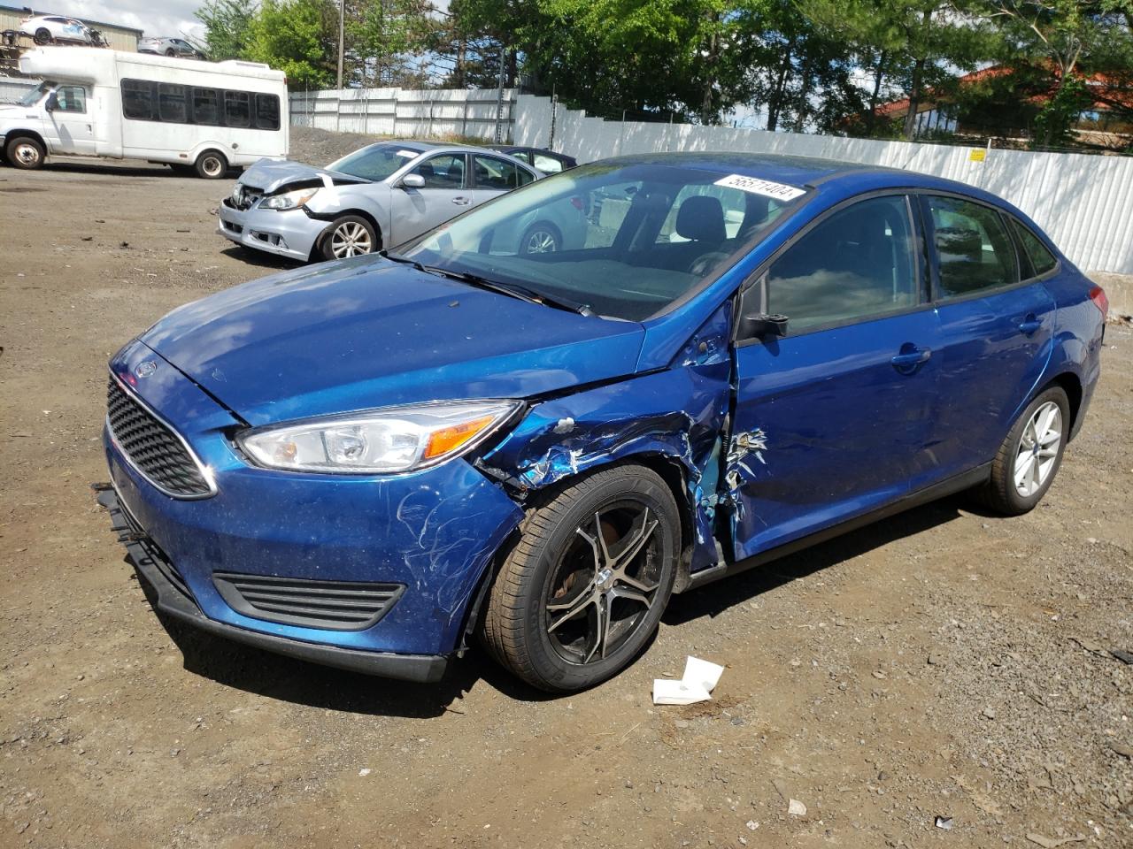 1FADP3FE5JL298374 2018 Ford Focus Se