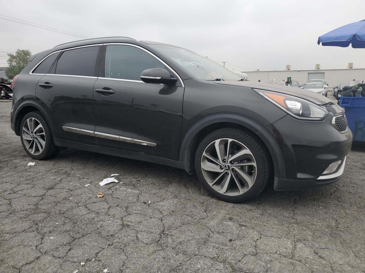 KNDCE3LC4H5047746 2017 Kia Niro Ex Touring