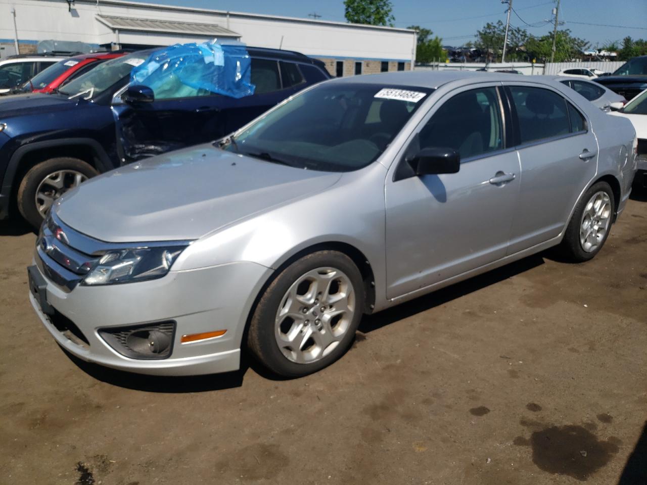 3FAHP0HA0BR132647 2011 Ford Fusion Se