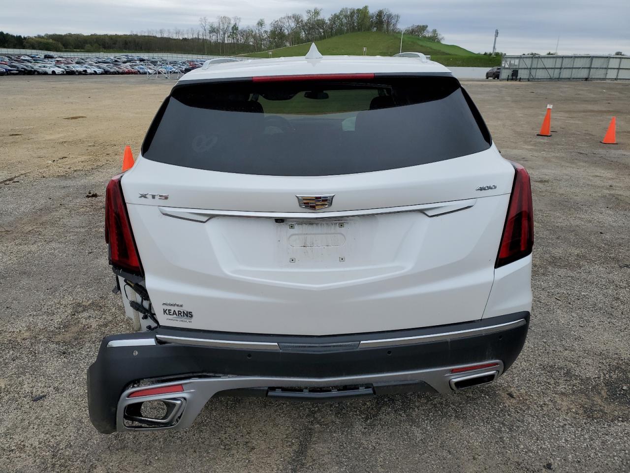 1GYKNDRS9LZ172513 2020 Cadillac Xt5 Premium Luxury