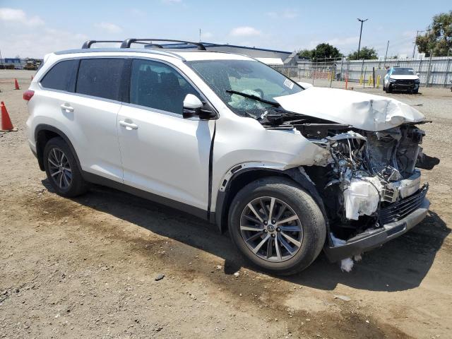 2019 Toyota Highlander Se VIN: 5TDJZRFH8KS596888 Lot: 54910164