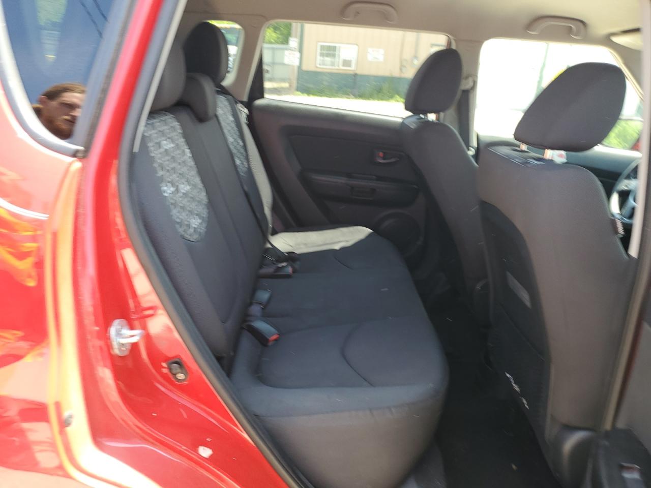 KNDJT2A22B7259266 2011 Kia Soul +