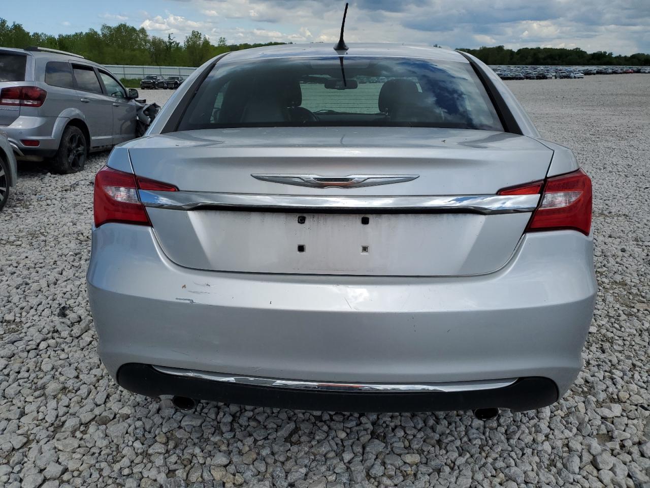 1C3CCBCG6CN277935 2012 Chrysler 200 Limited