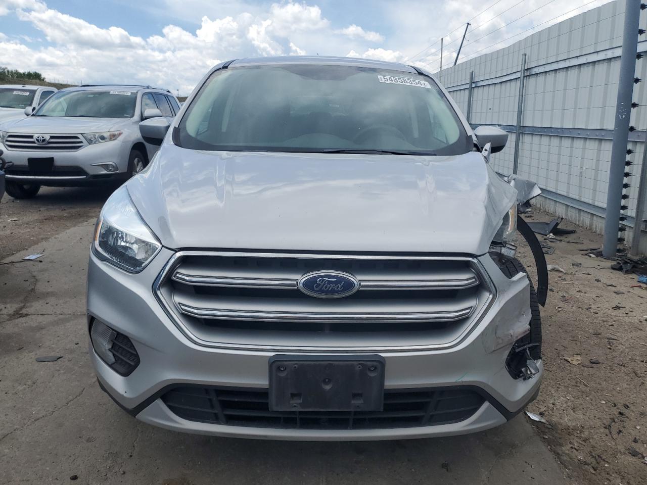 1FMCU9G92HUE54602 2017 Ford Escape Se