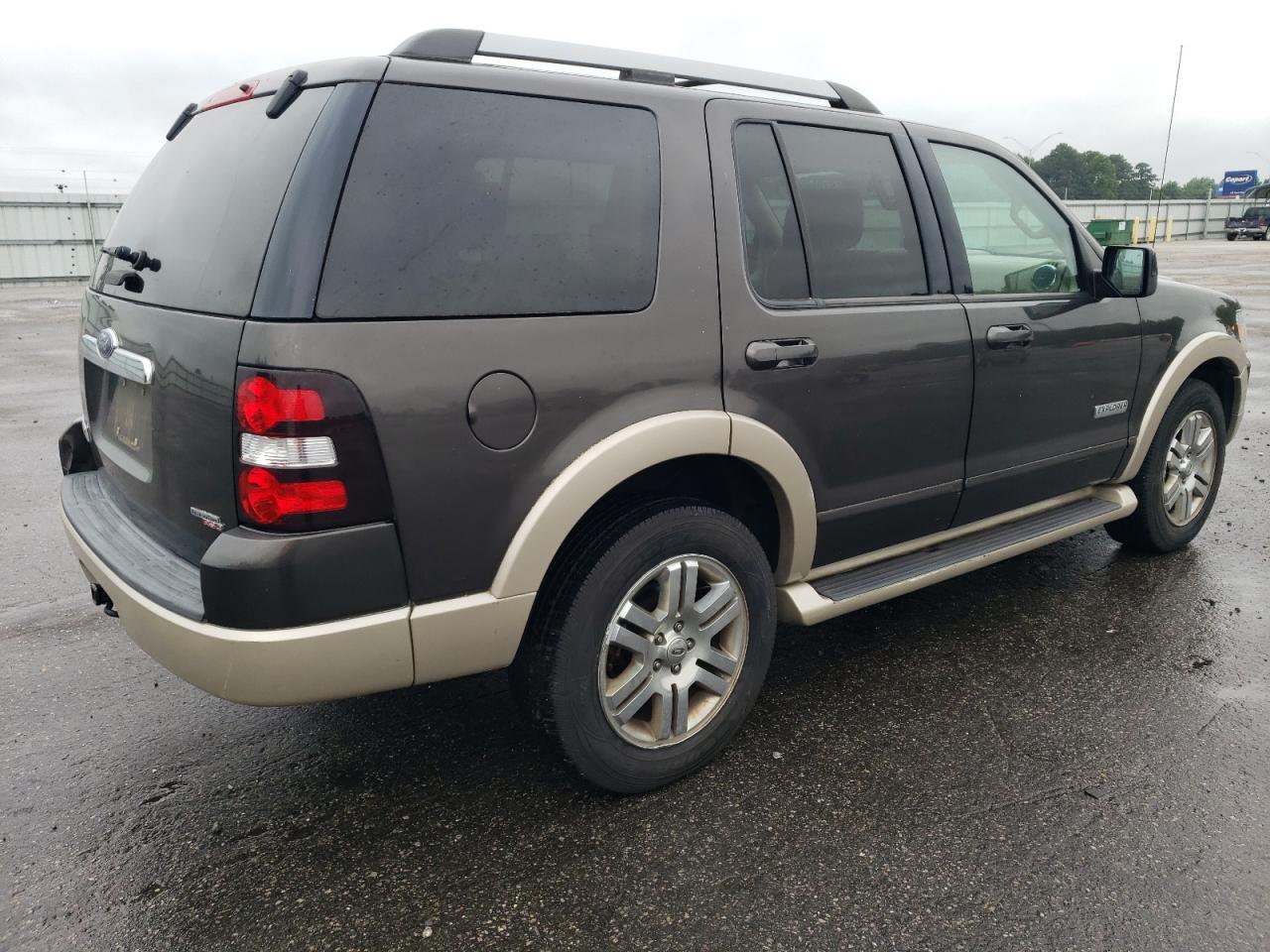 1FMEU74E17UB81133 2007 Ford Explorer Eddie Bauer