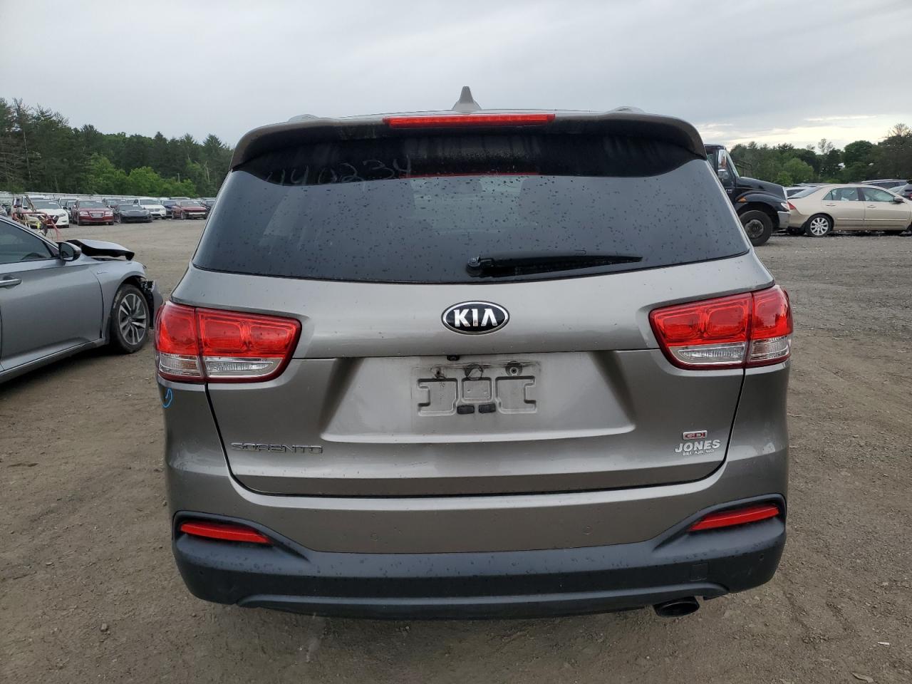 5XYPG4A30GG052744 2016 Kia Sorento Lx