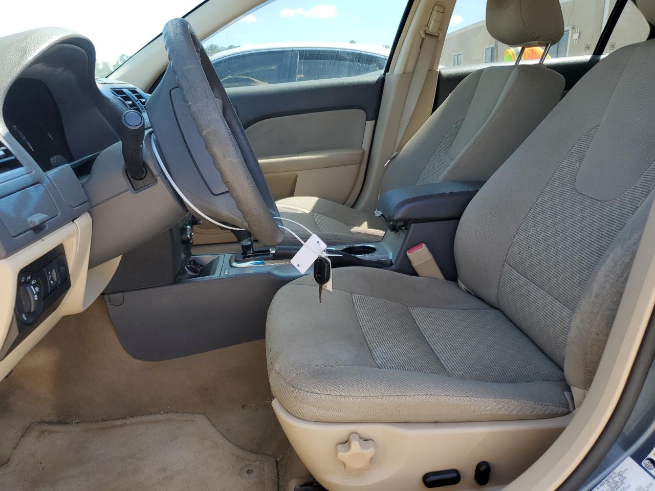 3FAHP0HA0BR199619 2011 Ford Fusion Se