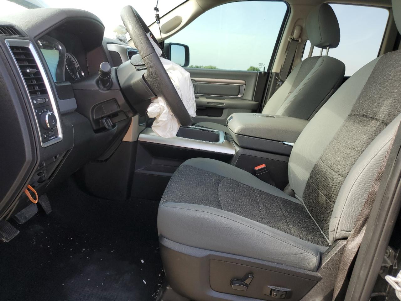 1C6RR6GT1LS139196 2020 Ram 1500 Classic Warlock