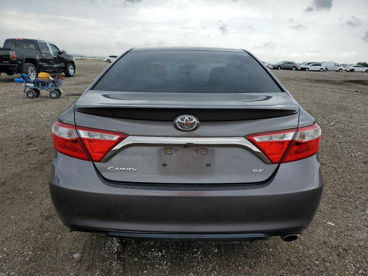 4T1BF1FK9HU279745 2017 Toyota Camry Le