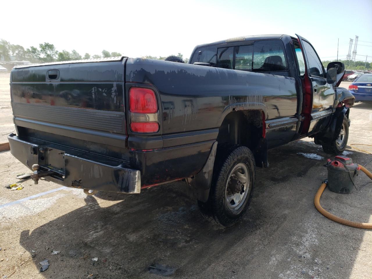 3B7KF26Z1WM204854 1998 Dodge Ram 2500