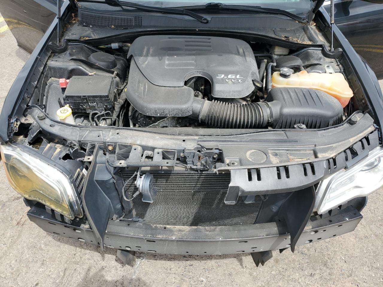 2C3CCAAG0EH343484 2014 Chrysler 300