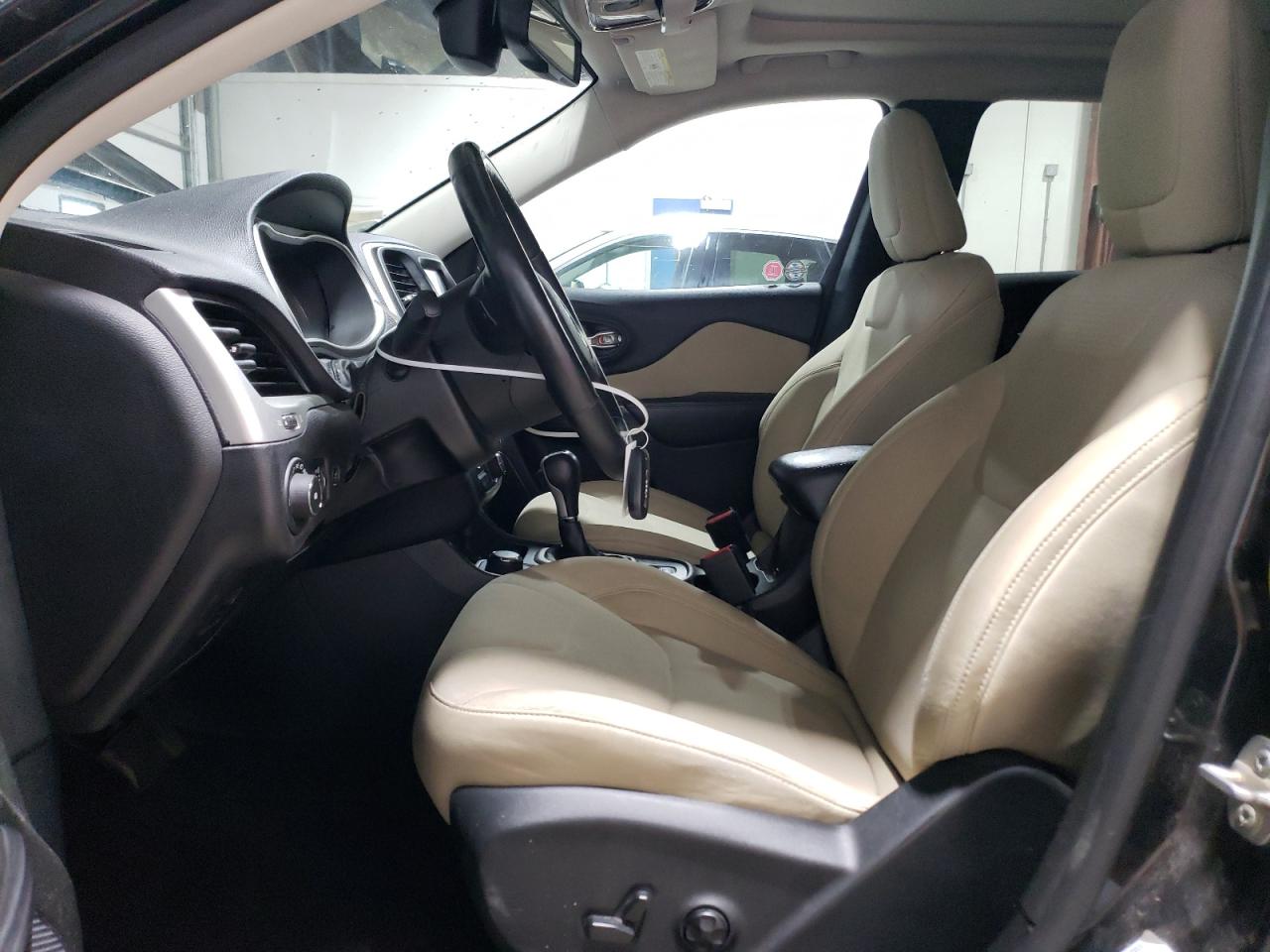 1C4PJMCS7FW508827 2015 Jeep Cherokee Latitude