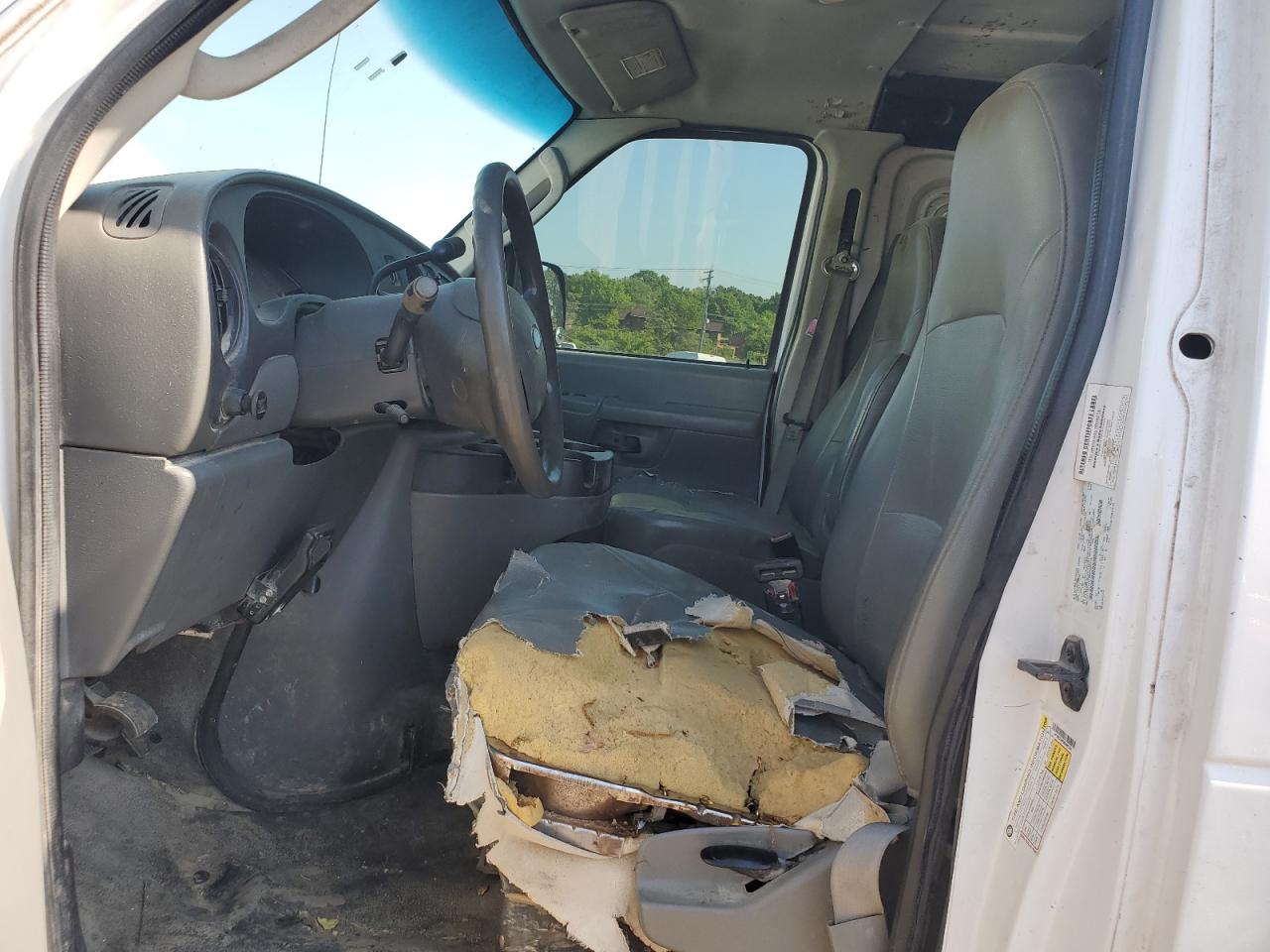 1FTNE24W98DA85300 2008 Ford Econoline E250 Van