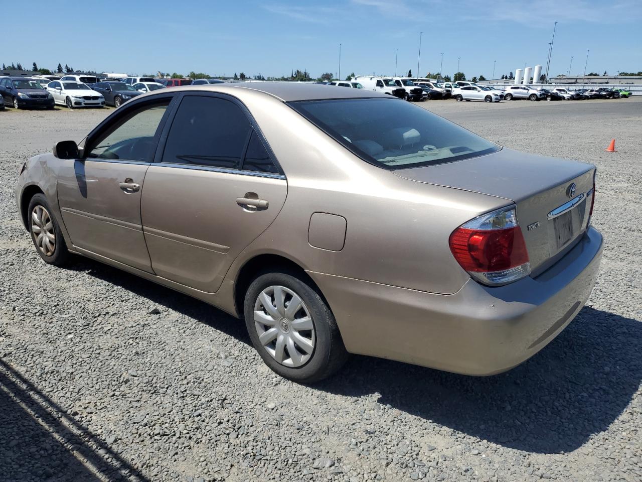 4T1BE30K05U018099 2005 Toyota Camry Le