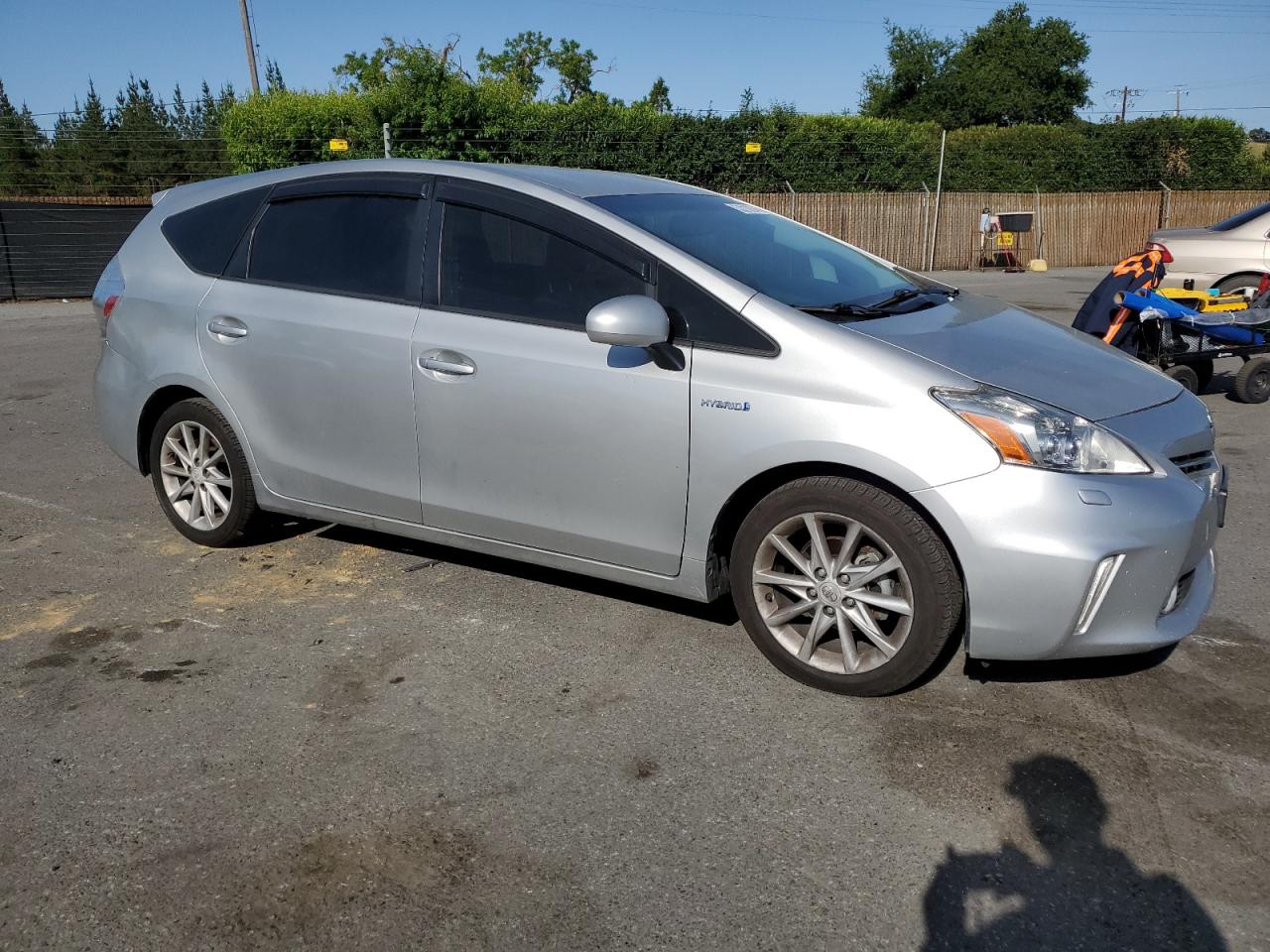 JTDZN3EU7C3098940 2012 Toyota Prius V