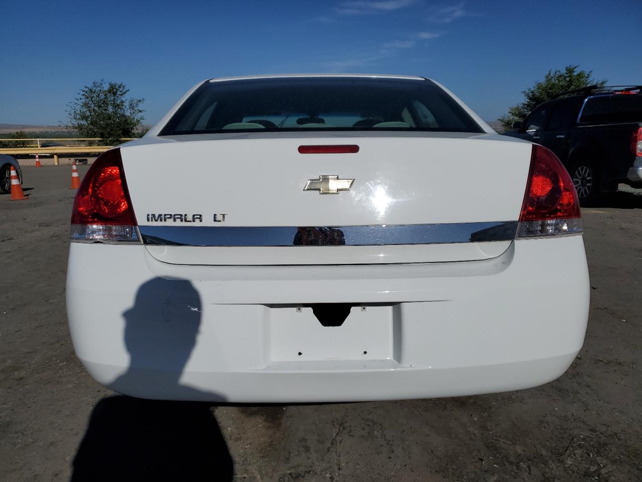 2G1WB5EN8A1189503 2010 Chevrolet Impala Lt