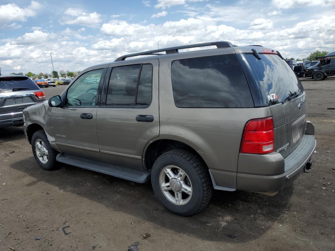 1FMDU73K84ZA74663 2004 Ford Explorer Xlt