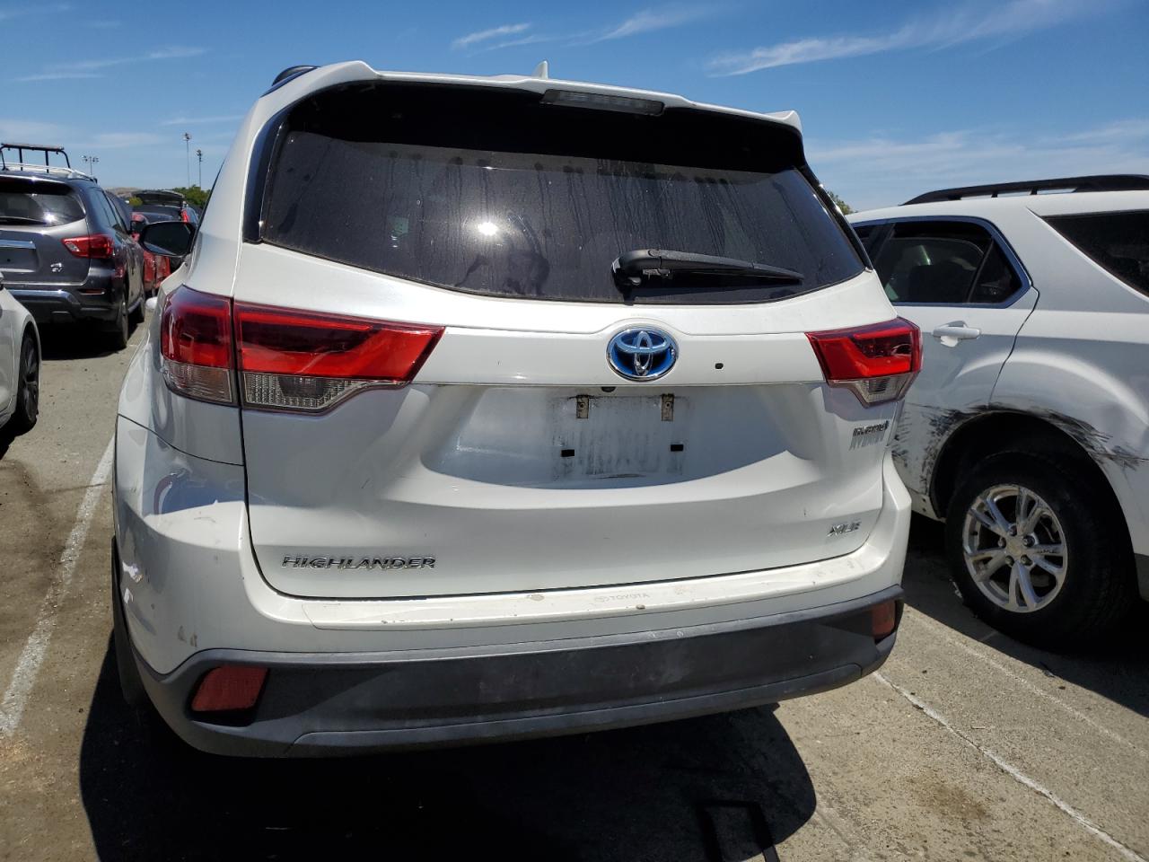 5TDJGRFH1KS078594 2019 Toyota Highlander Hybrid